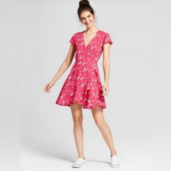 Nwt pink floral wrap mini dress xs Barbie festival fairy core - Picture 1 of 2